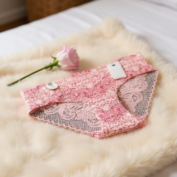 Lucky Brand Other - LUCKY BRAND No Show Hipsters L Microfiber Lace Panty Panties Coquett Cottagecore